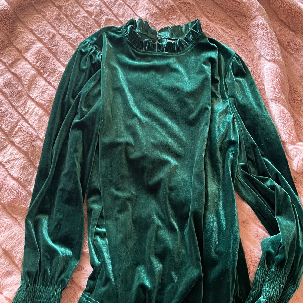 SHEIN Green Ruffled Long Sleeve Shirt